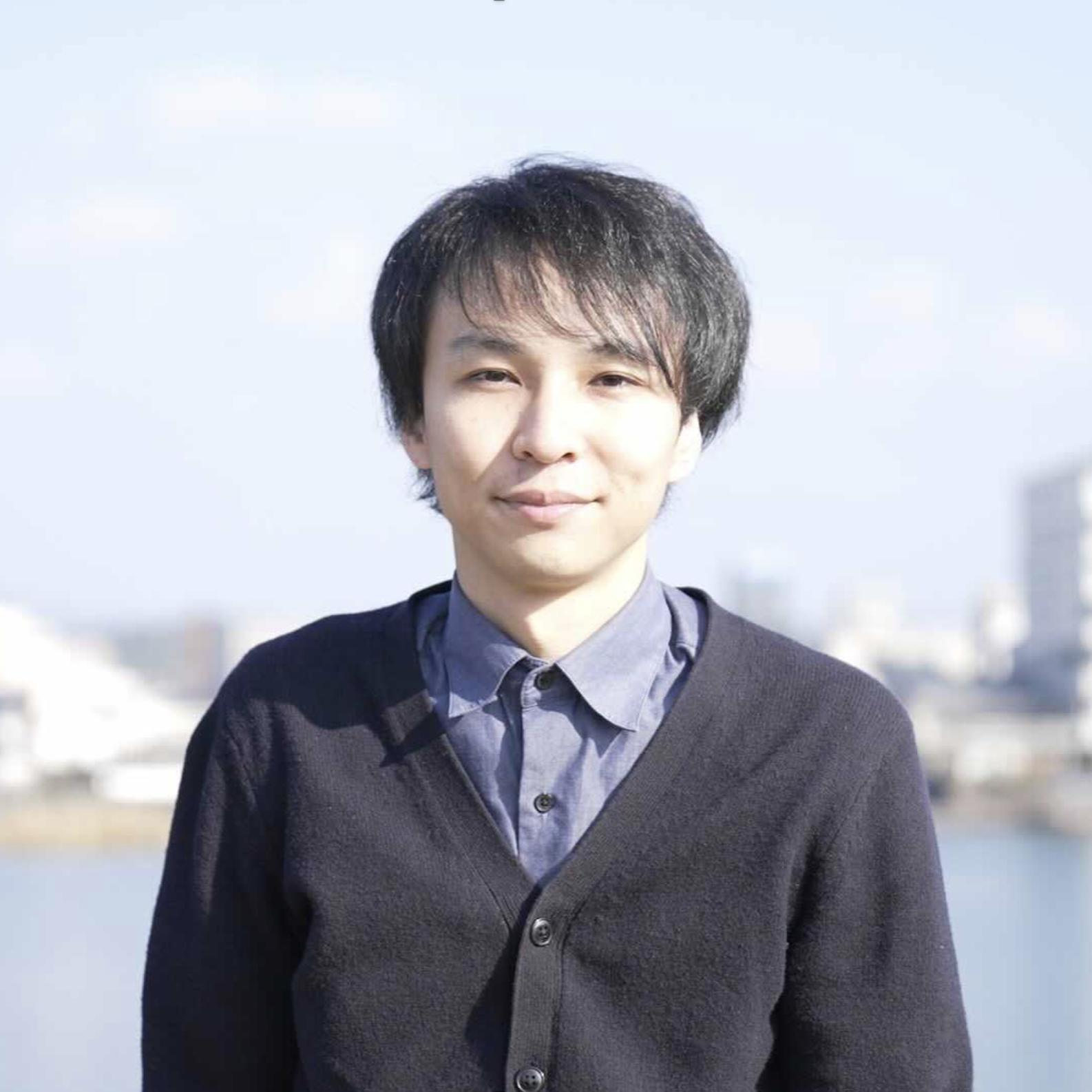 代表 小山純市